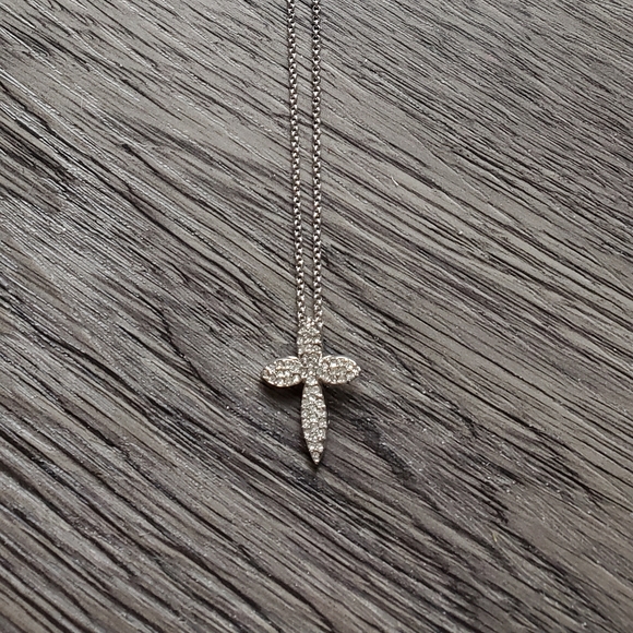Lia Sophia Cross Necklace - Picture 2 of 3
